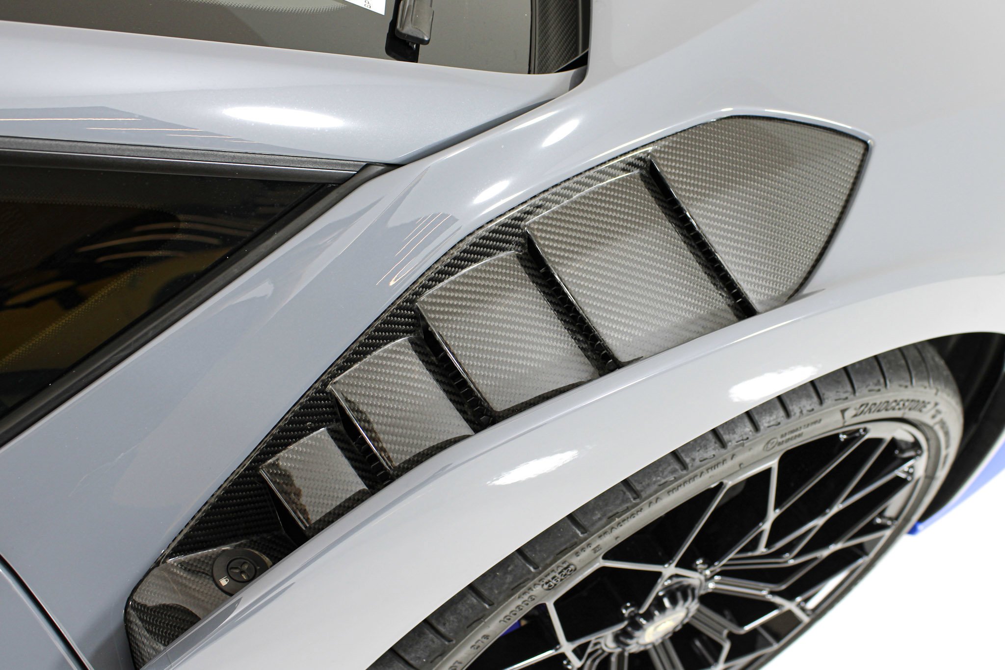 Used 2023 Gray Lamborghini  image 11
