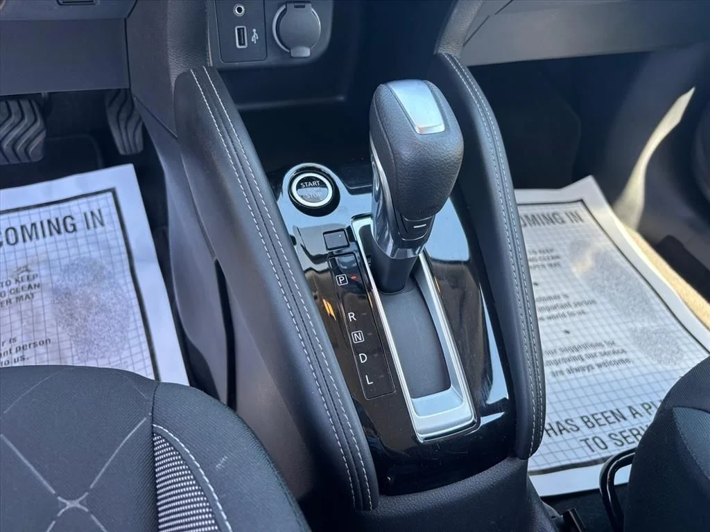 Used 2019 Blue Nissan SV image 19
