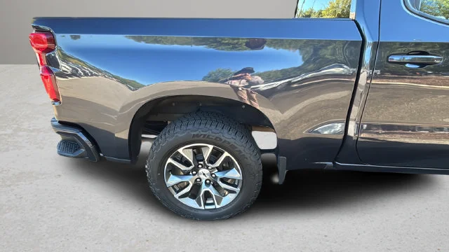 Used 2022 Gray Chevrolet RST image 38