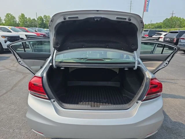 Used 2015  Honda EX-L image 13