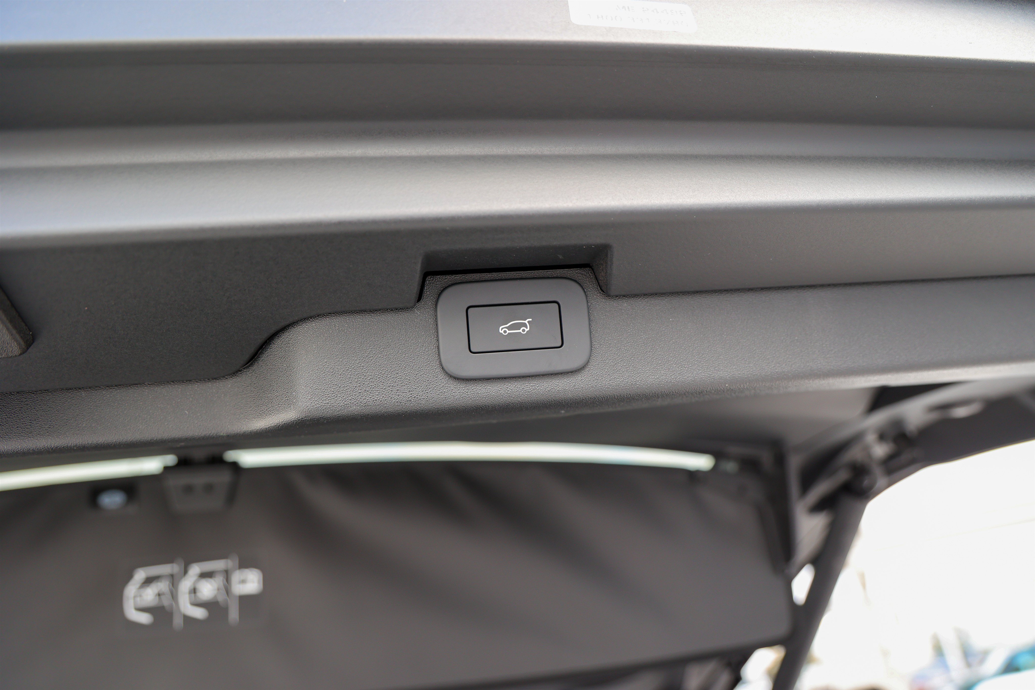 Used 2026 Maroon Land Rover Gemini Edition image 38