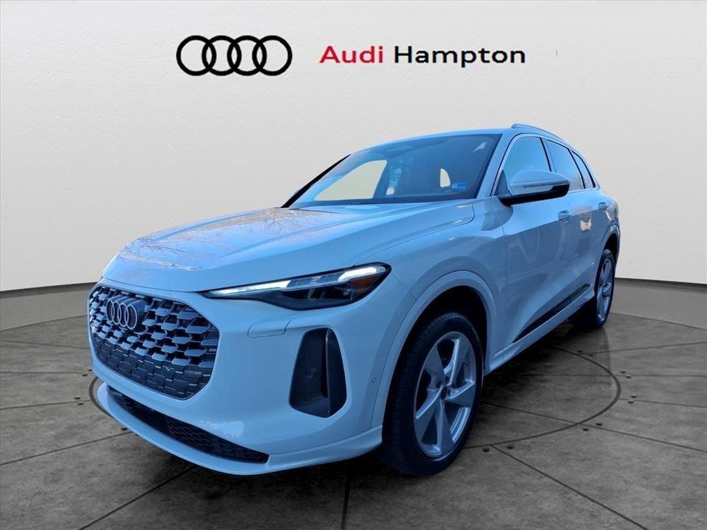 Used 2025 Glacier White Metallic Audi Premium Plus image 1