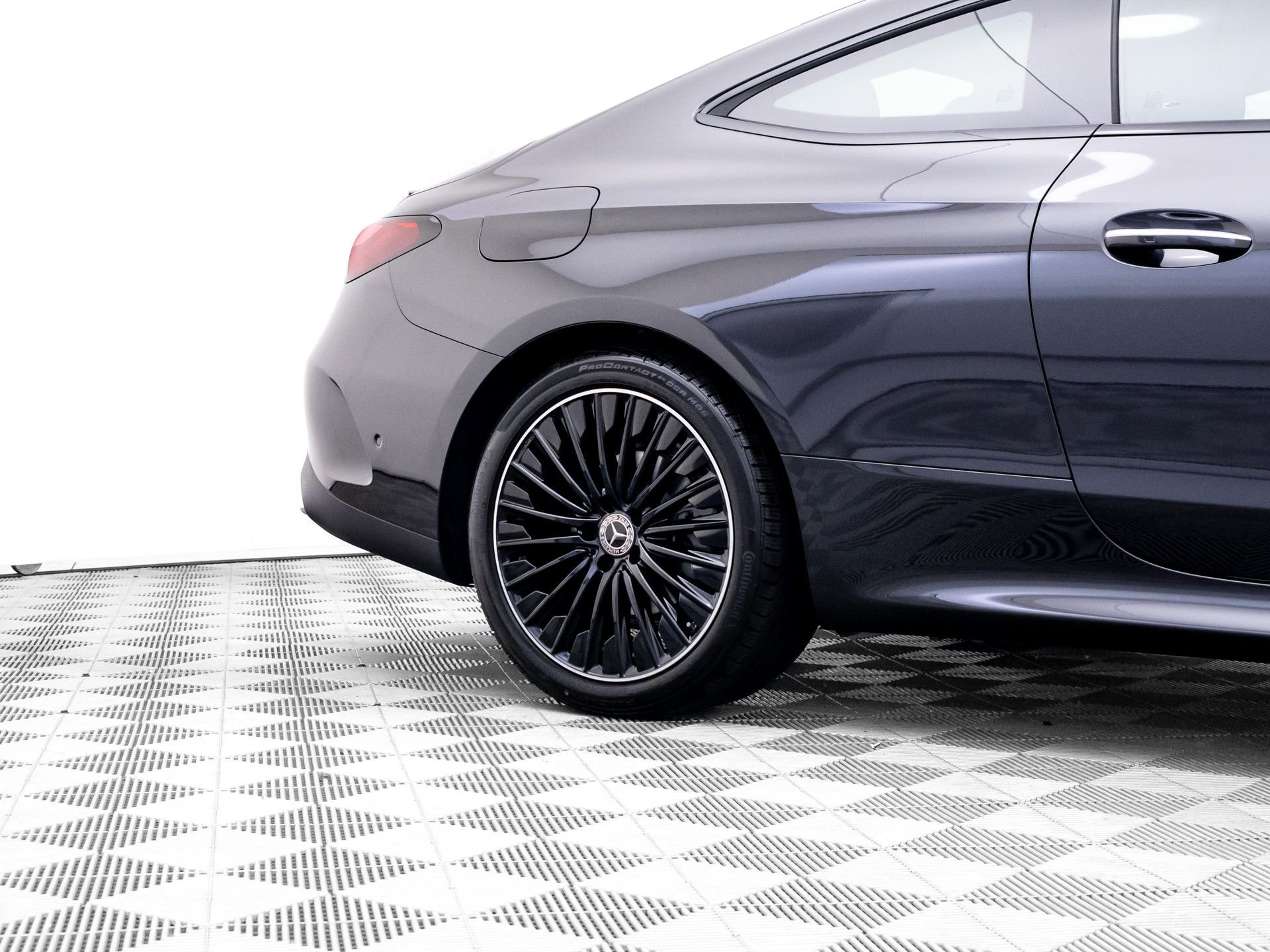 New 2026 Graphite Grey Metallic Mercedes-Benz CLE 300 image 34