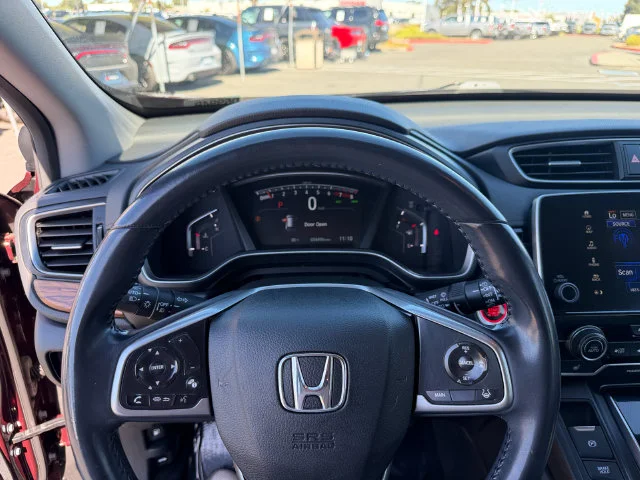 Used 2019 Basque Red Pearl II Honda Touring image 14