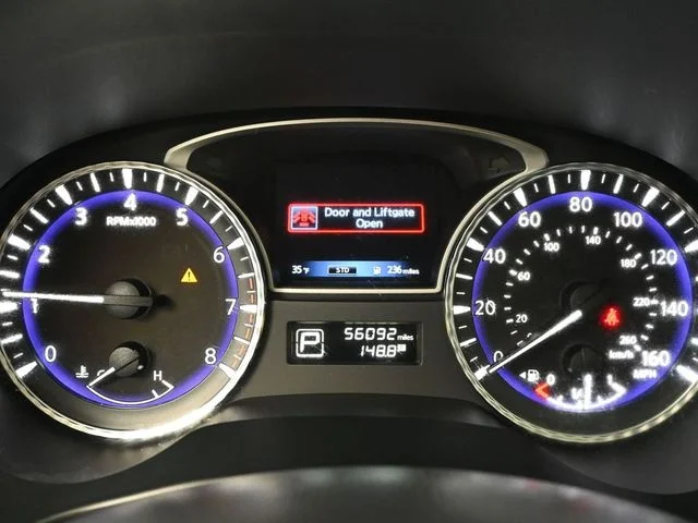 Used 2020 Blue INFINITI LUXE image 31