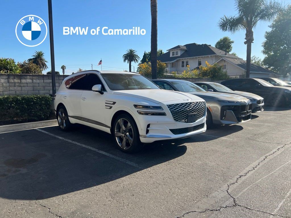 Used 2023 Matterhorn White Genesis 3.5T image 1