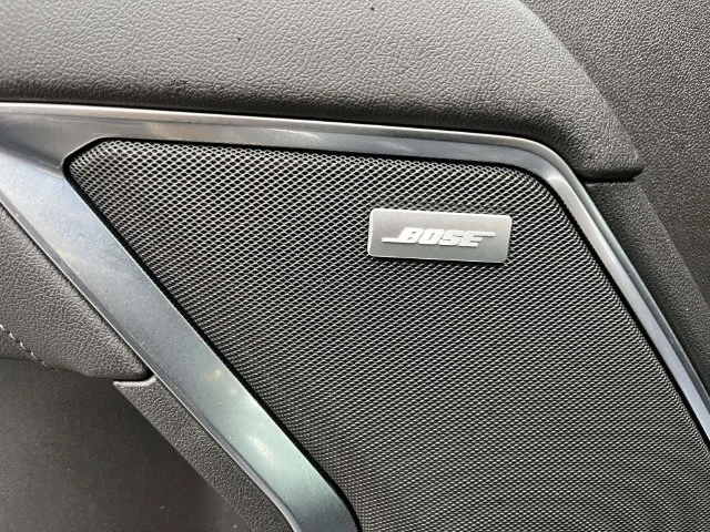 Certified Used 2022 Pacific Blue Metallic GMC SLT image 22