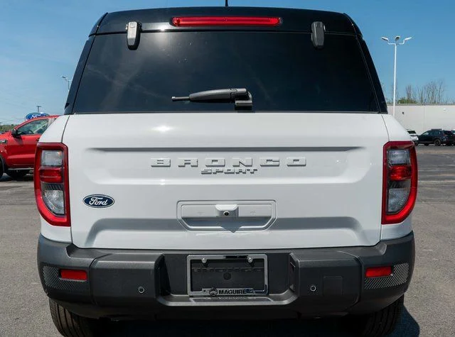 New 2026 Oxford White Ford Outer Banks® image 6