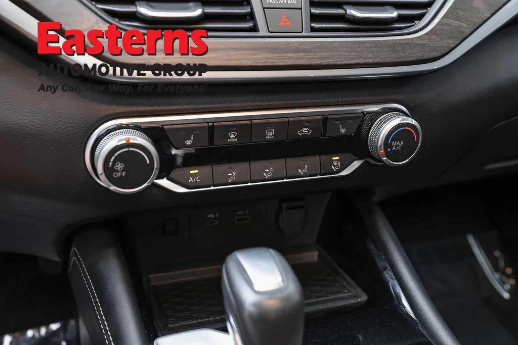 Used 2024 Red Nissan 2.5 SV image 20