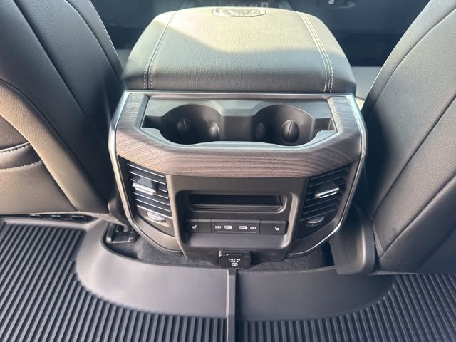 New 2026 Ivory White Tri-Coat Pearl-Coat Exterior Paint RAM Laramie image 9