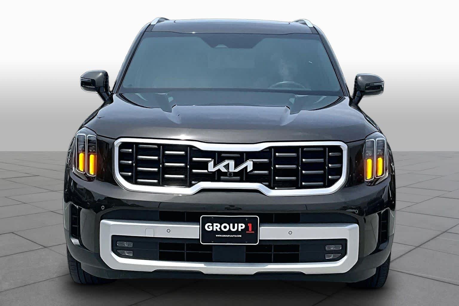 Used 2024 Dark Moss Kia SX image 4
