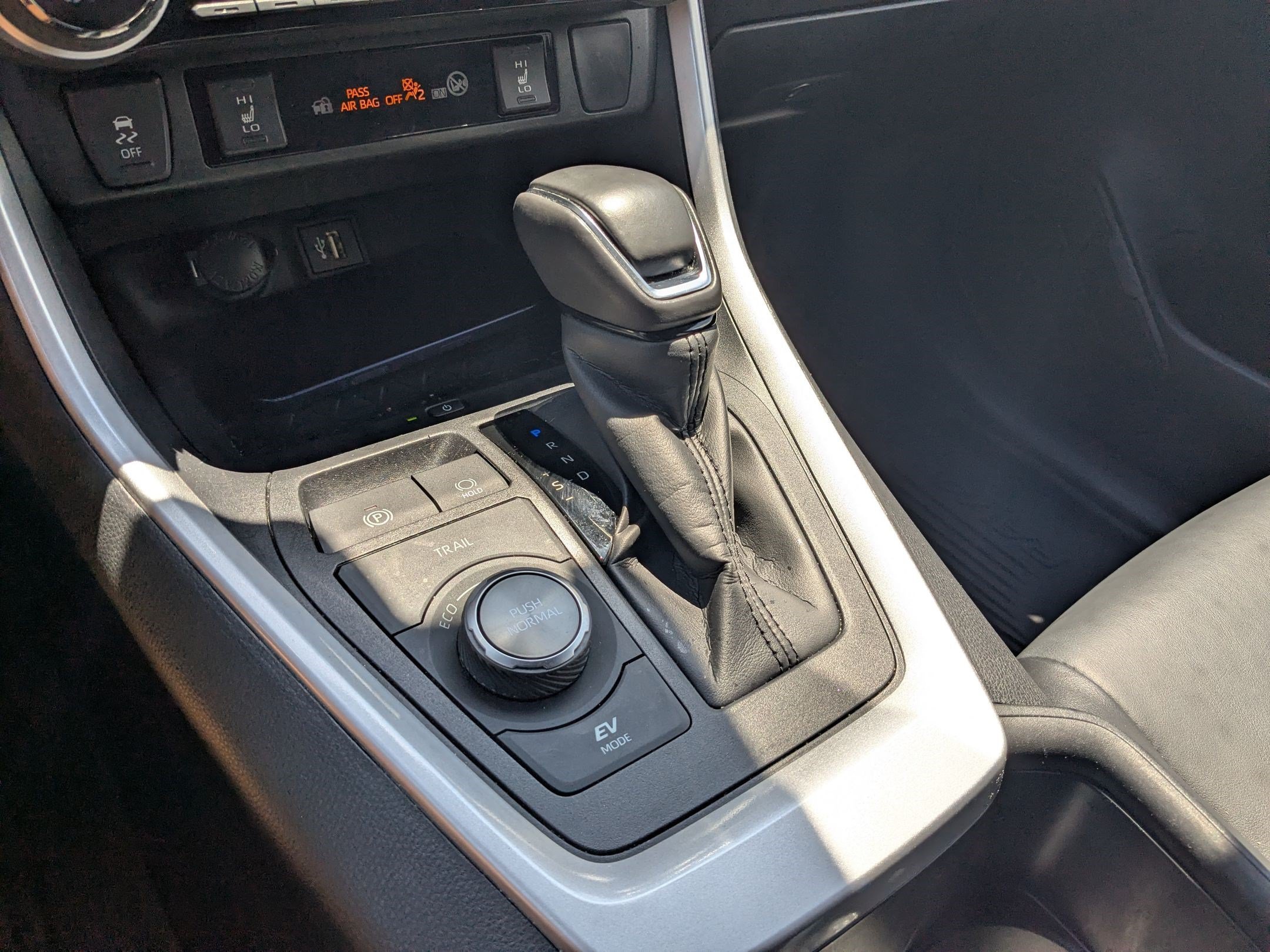 Used 2024 Midnight Black Metallic Toyota Hybrid XSE image 25