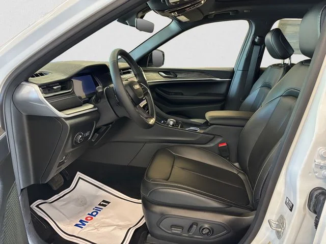 New 2026 White Jeep Limited image 10