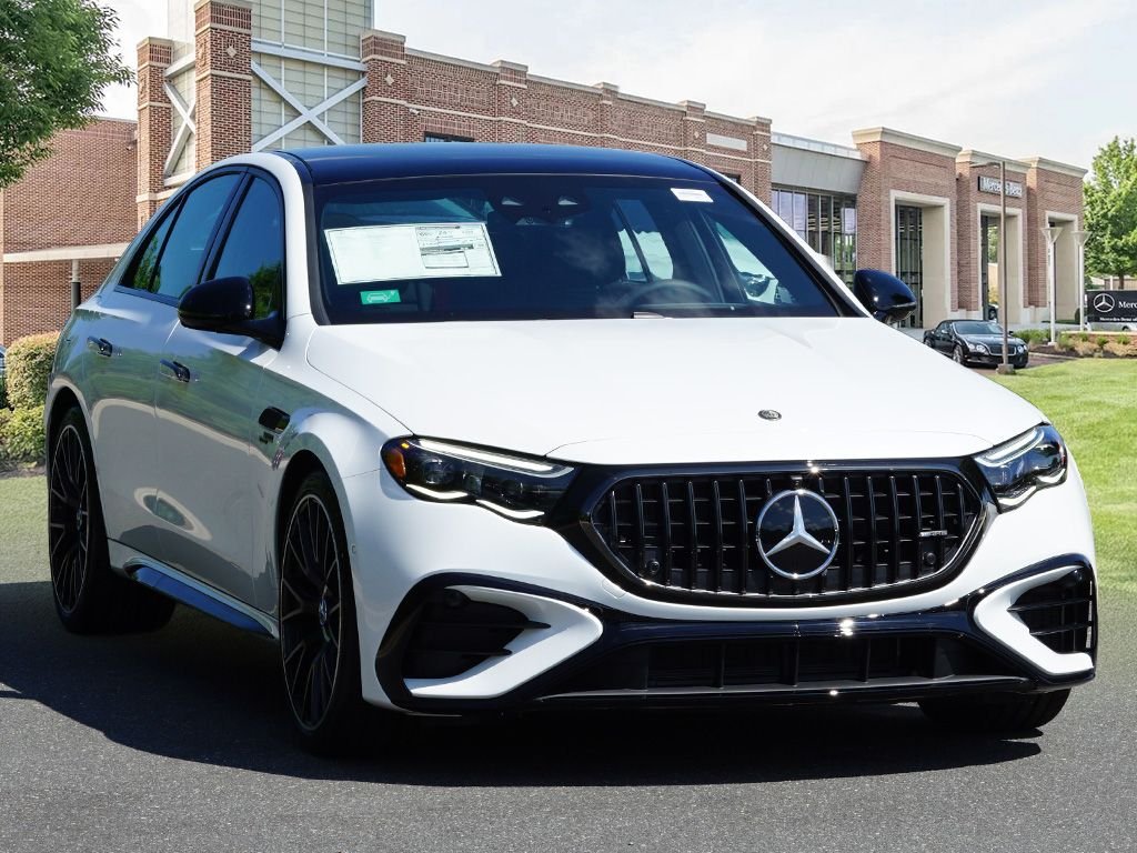 New 2026 MANUFAKTUR Moonlight White Metallic Mercedes-Benz E 53 AMG® image 3
