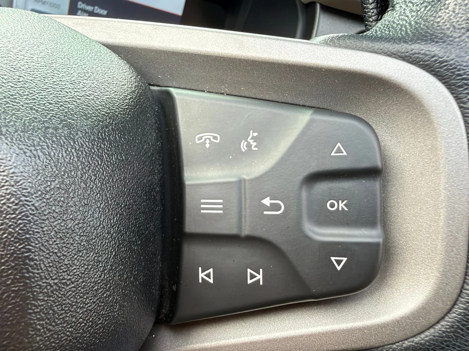 Used 2022  Ford Wildtrak image 27