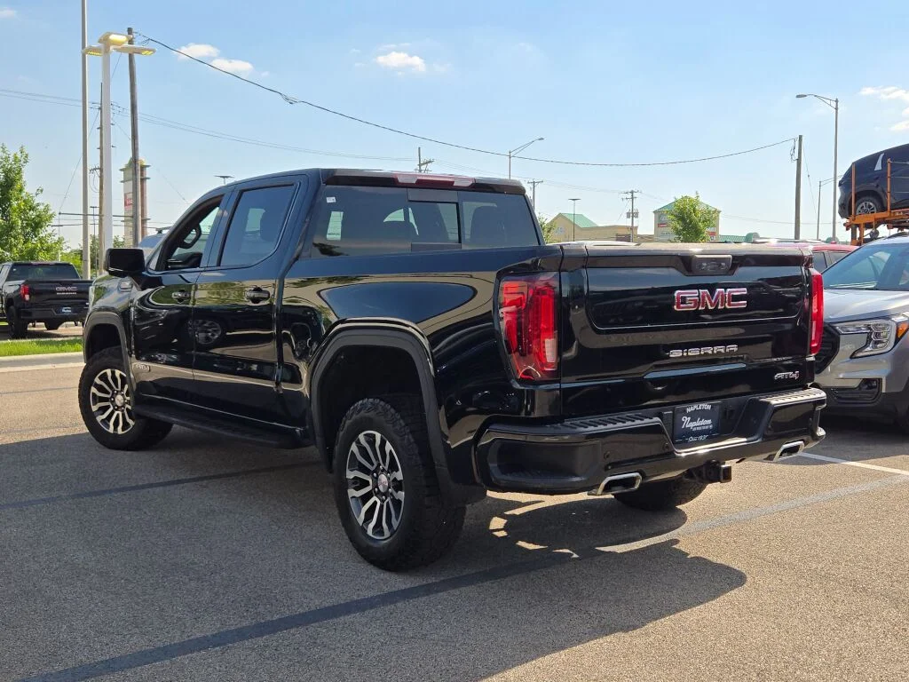 Used 2023 Black GMC AT4 image 17