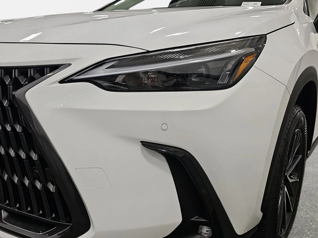 New 2026 Ultra White Lexus PREMIUM image 30