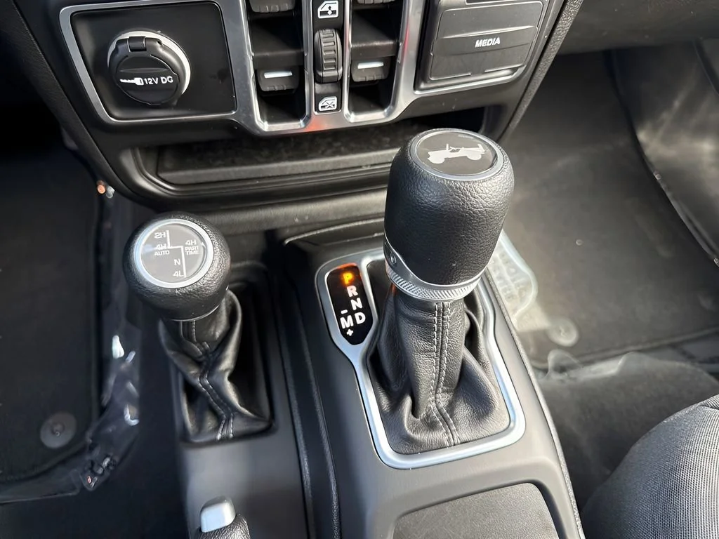 Used 2025 Black Jeep Sahara image 16