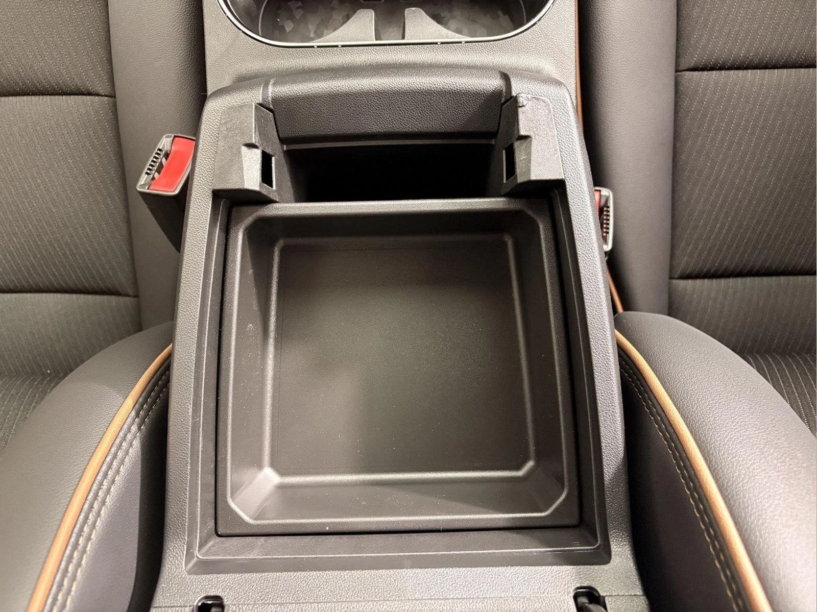 2026 GMC Canyon AT4 - Photo 35