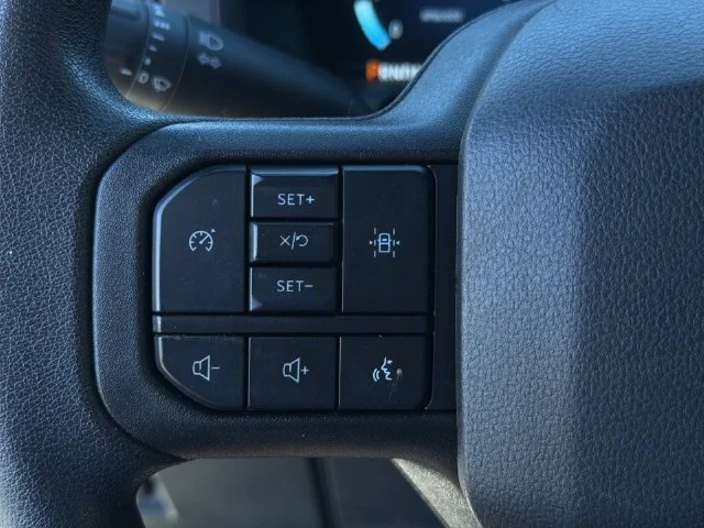 Used 2024 Silver Ford XLT image 28