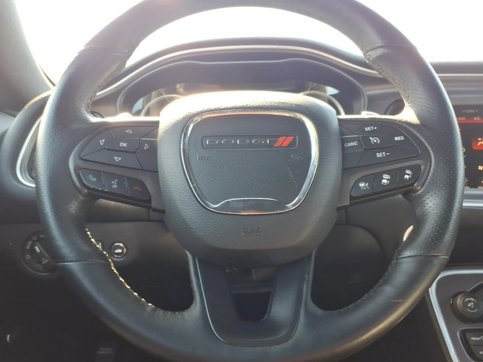 Used 2015 B5 Blue Pearl Coat Dodge R/T Plus Shaker image 26