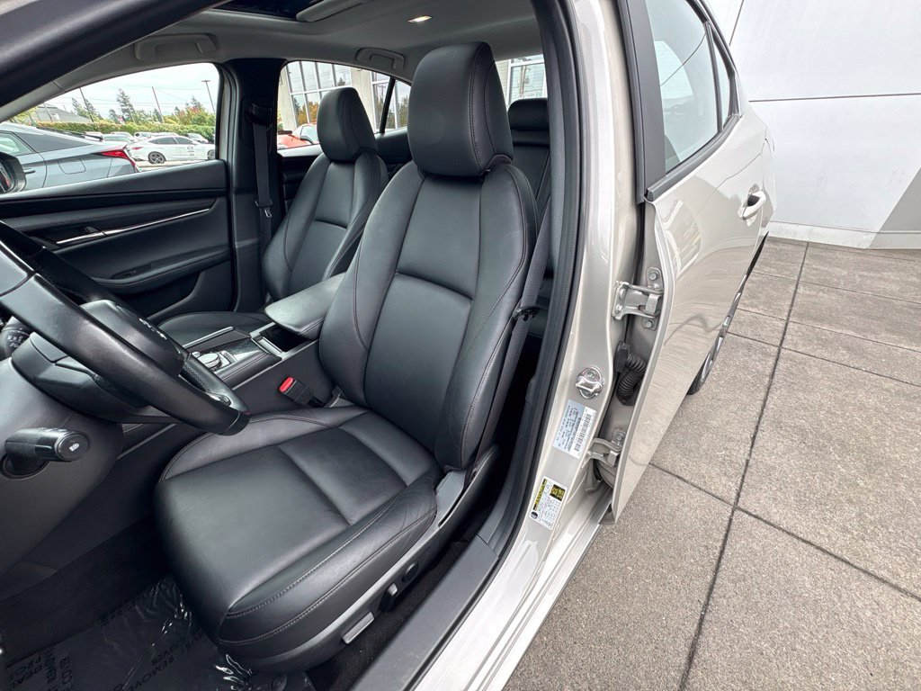 Used 2025 Quartz Metallic Mazda 2.5 S Preferred Package image 12