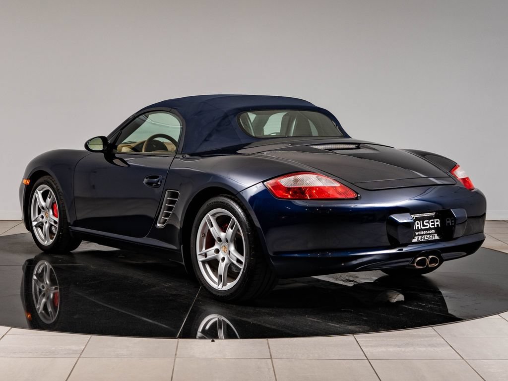 Used 2007 Midnight Blue Porsche S image 3