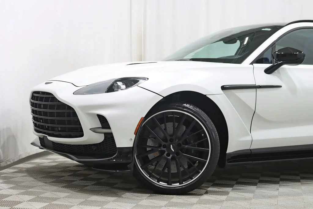 Used 2023 White Aston Martin 707 image 3