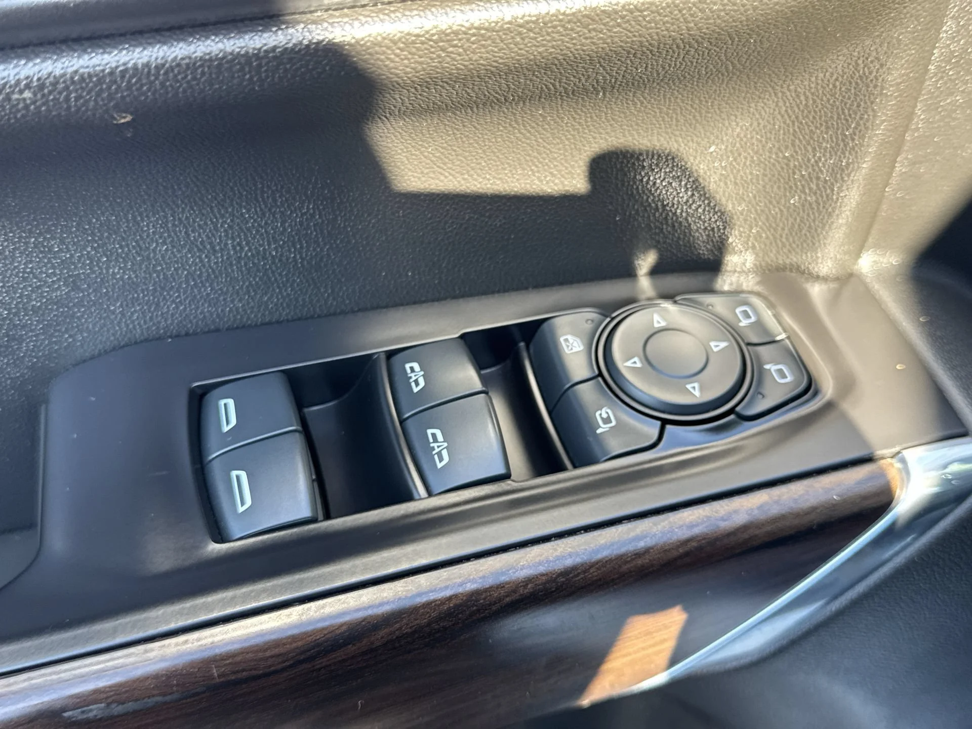 2019 GMC Sierra 1500 SLT - Photo 13