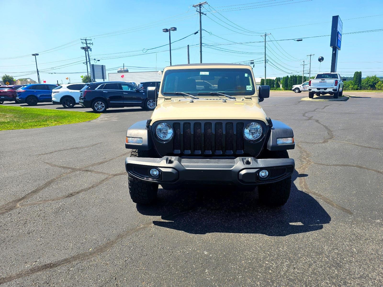 Used 2022 Limited Edition Gobi Clearcoat Jeep Unlimited Willys Sport image 2