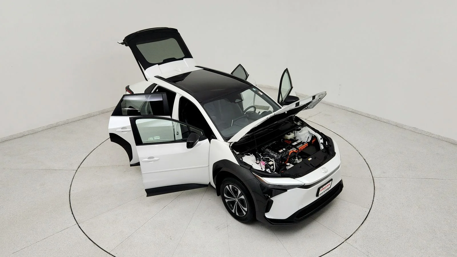 Used 2024 Beige Toyota XLE image 21