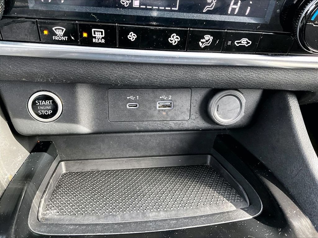 Used 2023 Gray Nissan SV image 25
