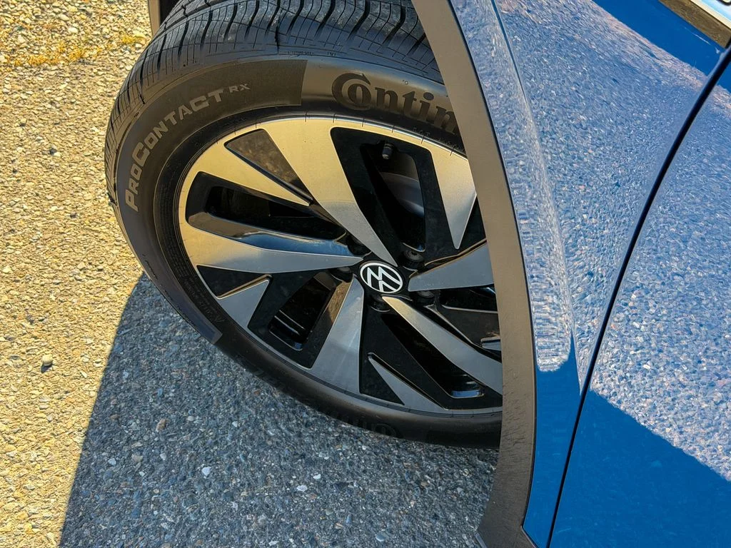 New 2026 Mountain Lake Blue Metallic Volkswagen Pro image 9