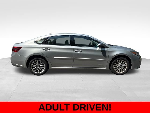 Used 2017 Silver Toyota Limited image 2