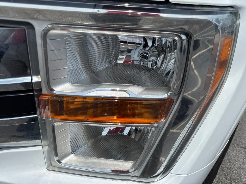 Used 2021 Oxford White Ford XLT image 49