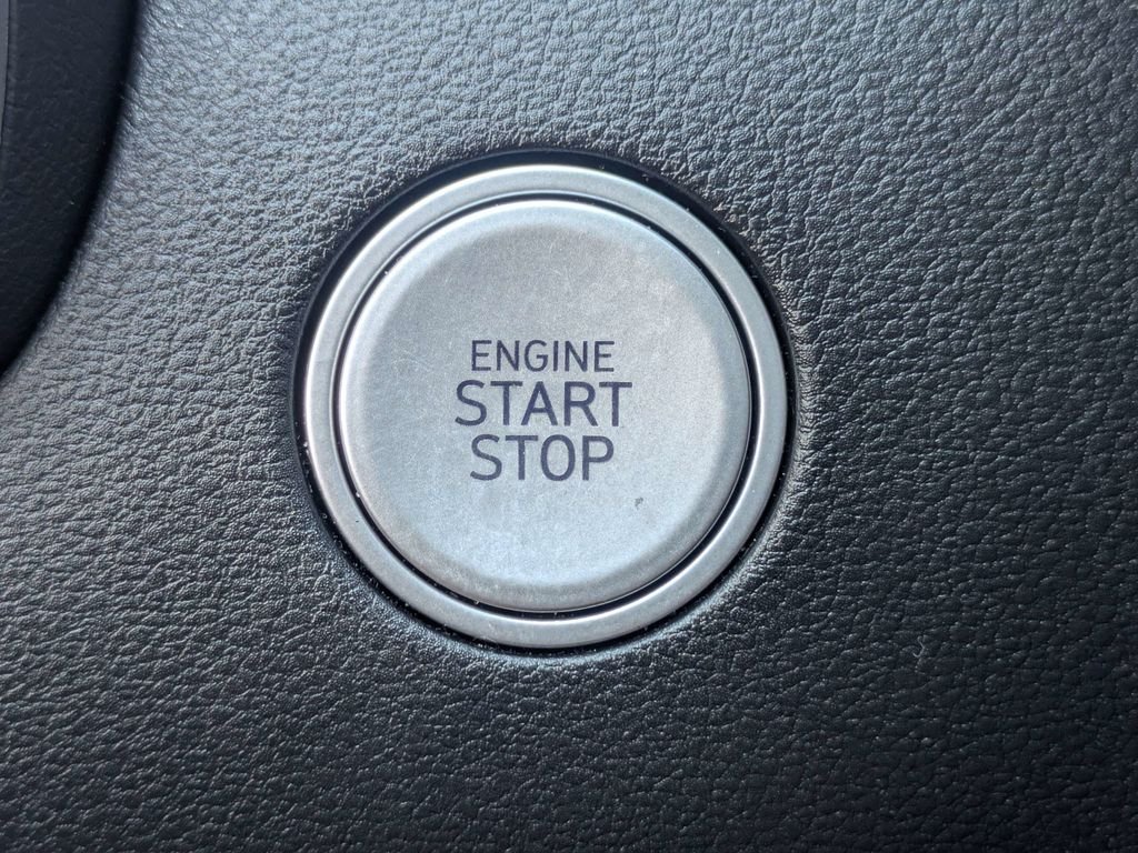 Used 2023 Blue Hyundai SEL image 34
