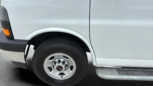 Used 2024 Summit White GMC Work Van image 33