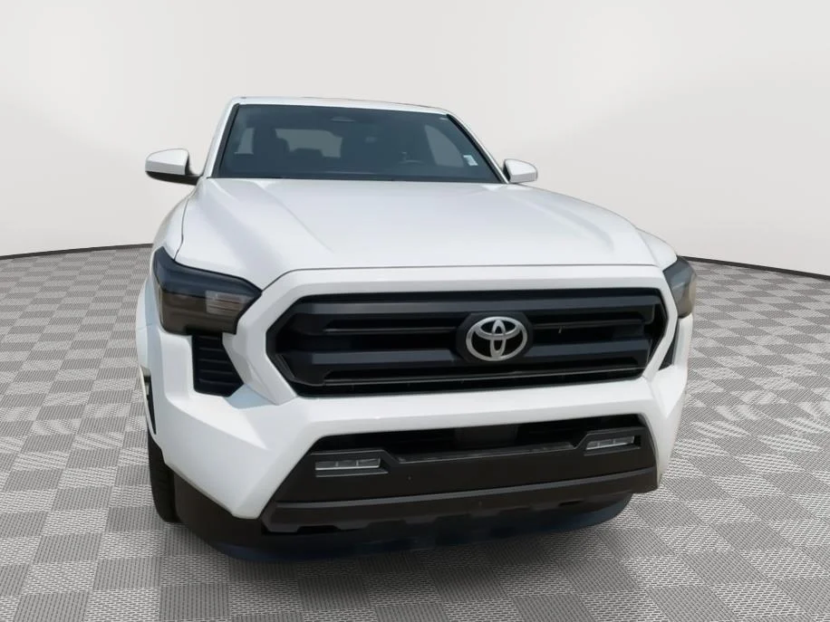 2025 Toyota Tacoma SR5 - Photo 6
