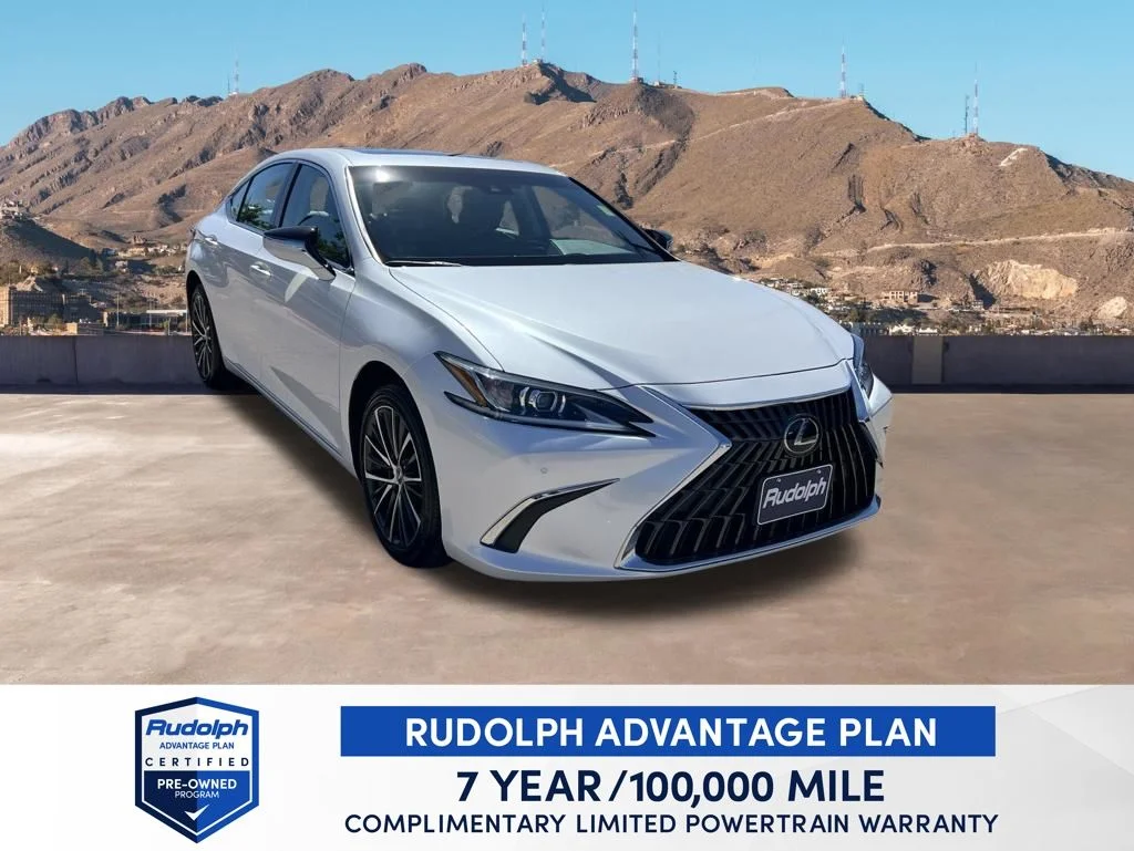 Used 2025 White Lexus 300h image 8