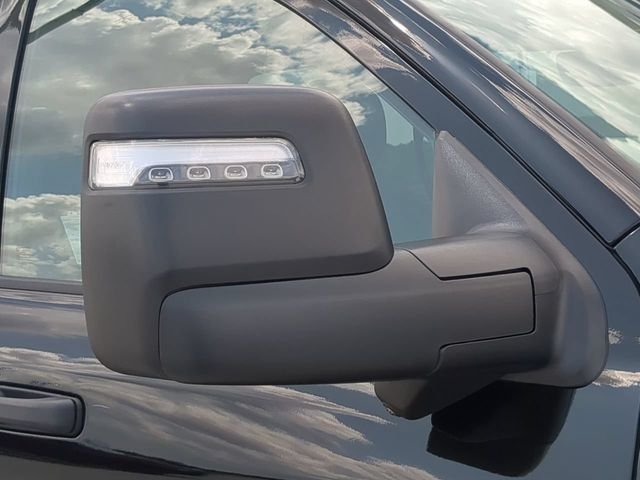 New 2026 Diamond Black Crystal Pearl-Coat Exterior Paint RAM Big Horn image 12