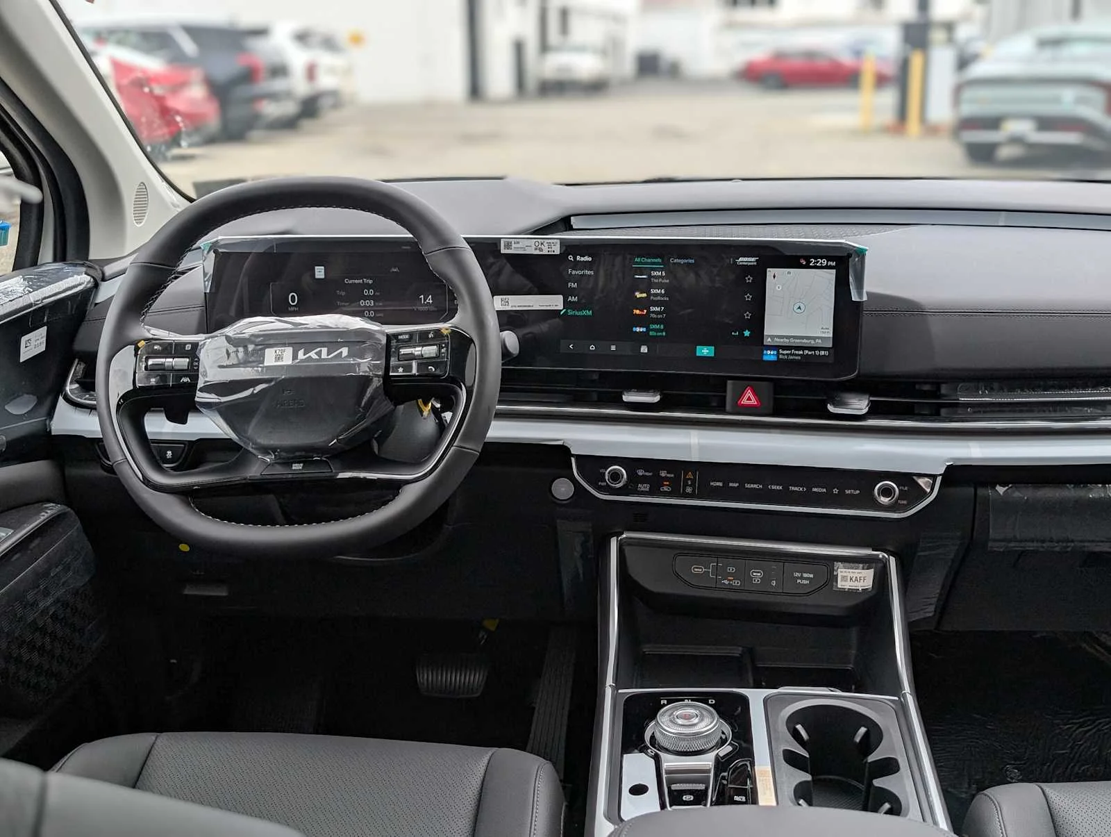 New 2027 Ivory Silver Kia SX Prestige image 5