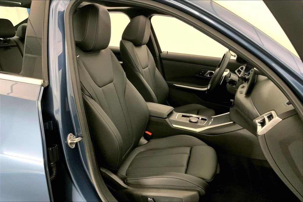 Used 2025 Arctic Race Blue Metallic BMW  image 6