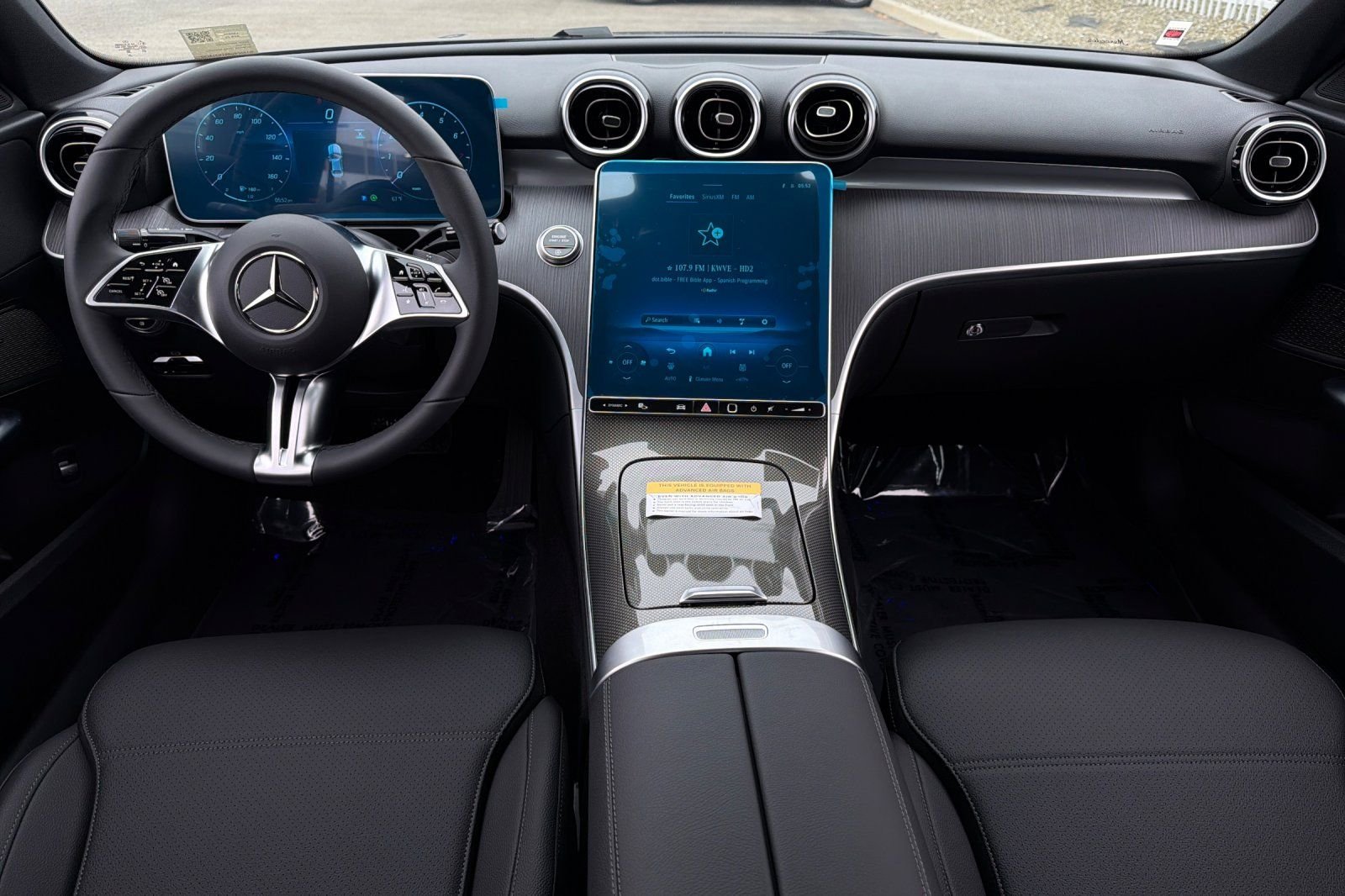 New 2026 Selenite Grey Metallic Mercedes-Benz C 300 image 2