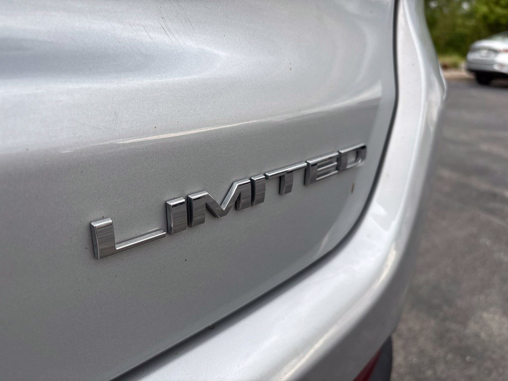 Used 2026 Silver Jeep Limited image 18