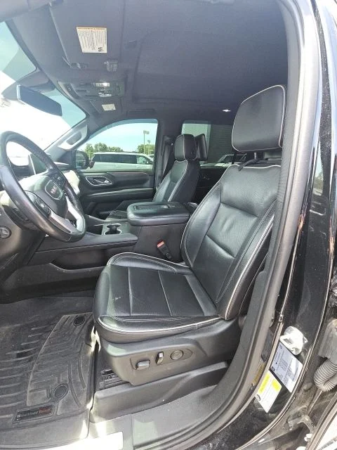Used 2021 Black GMC SLT image 4