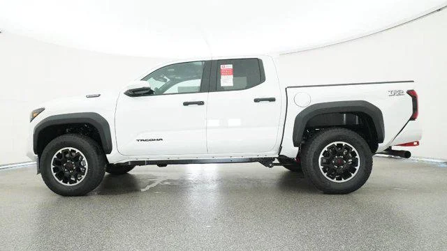 2025 Toyota Tacoma TRD Off Road - Photo 10