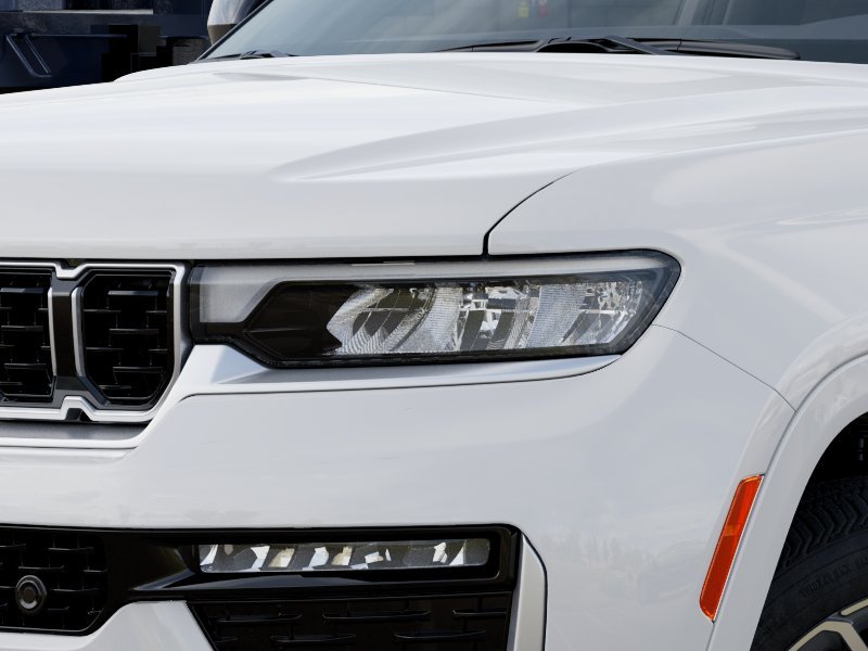 New 2027 Bright White Clear-Coat Paint Jeep Summit image 6