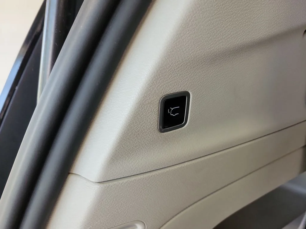 Certified Used 2023 Gray Chrysler LX image 20