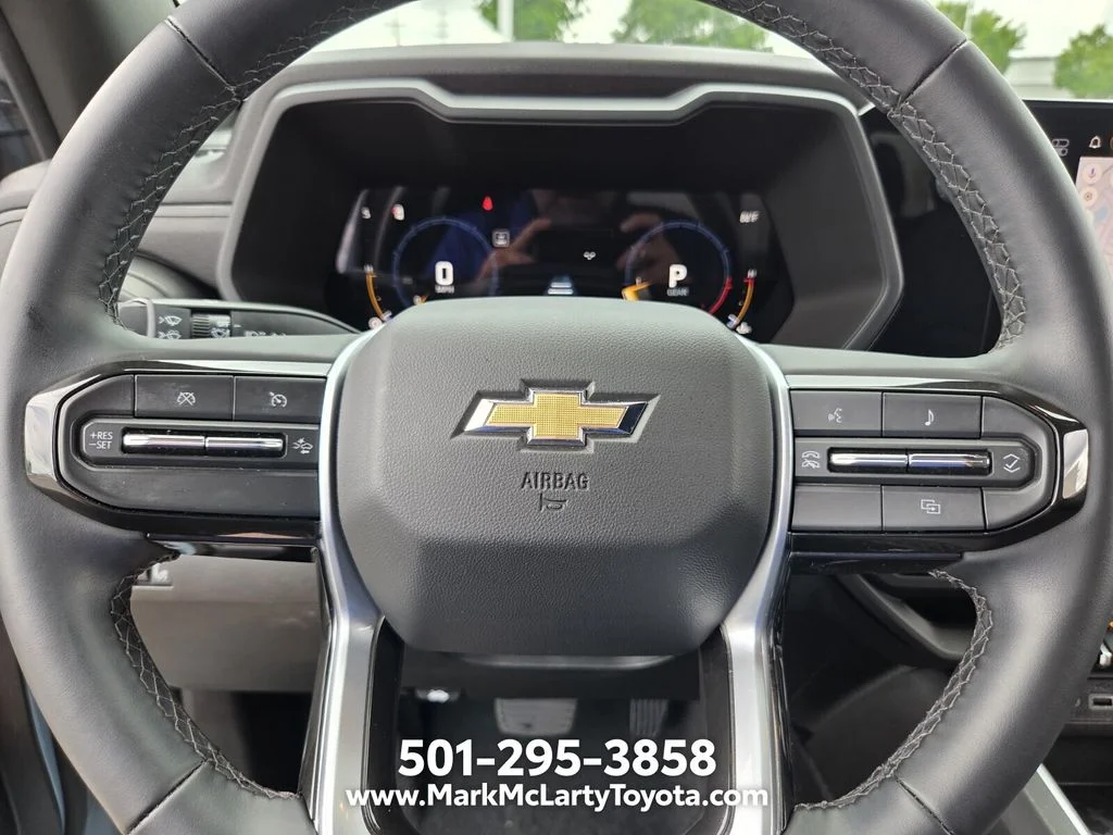 Used 2025 Gray Chevrolet Work Truck image 21