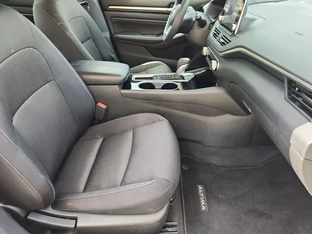 View 25
